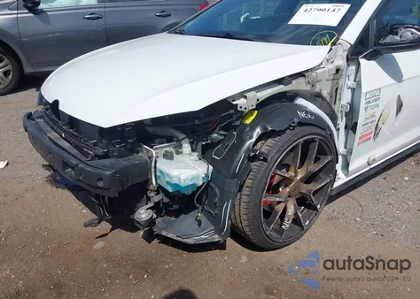 2015 Volkswagen Golf Gti 2.0T S 4-Door из США, поврежденный, VIN 3VW5T7AU0FM098957